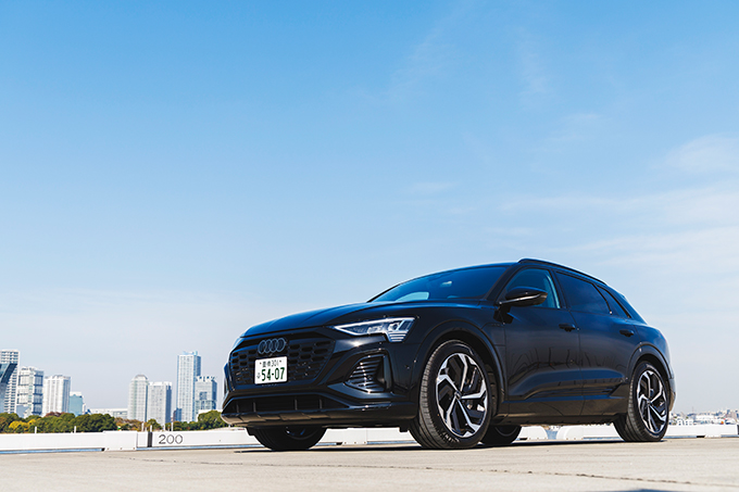 アウディ Q8 e-tron