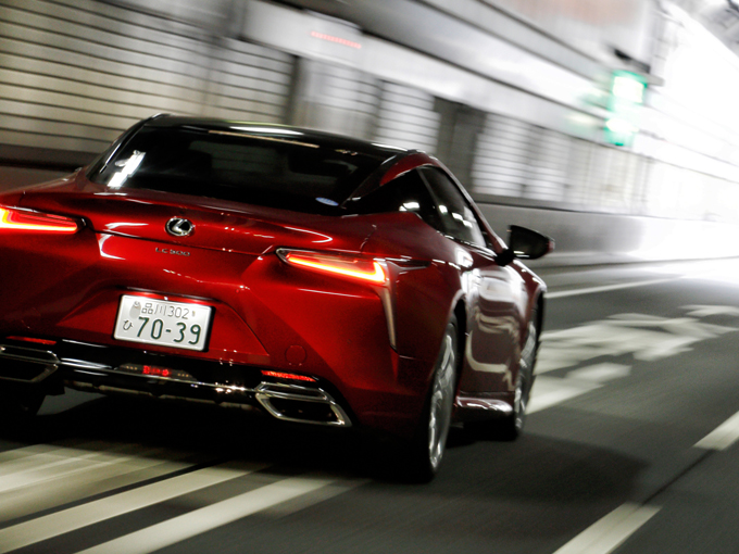 ▲レクサス（LEXUS）が、変革の象徴として生み出したフラッグシップクーペ。その最先端技術や徹底的な作り込みを、試乗から読み解く