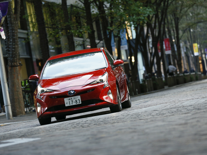 ▲トヨタの新プラットフォームを採用したモデルの中古車が増加中。今買っても長く鮮度を失わずに乗れるはず！