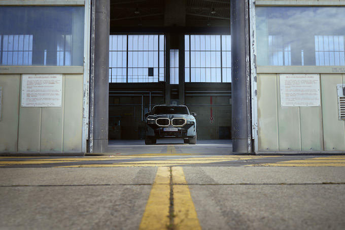 “BMW