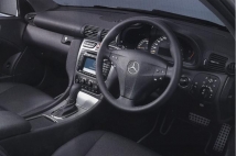 メルセデス・ベンツ C200コンプレッサー スポーツクーペ エボリューション インパネ｜見つけたら即買い!?